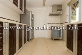 【西貢開揚景觀村屋出售】屋苑泳池