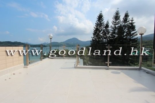 西貢海景花園天台村屋出售出租