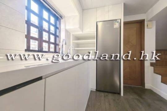 清水灣臨海村屋出售