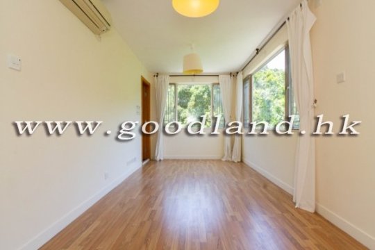 【清水灣品味裝修村屋出售】綠景・實用家庭佈局