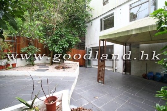 【清水灣開揚景觀村屋出售】花園
