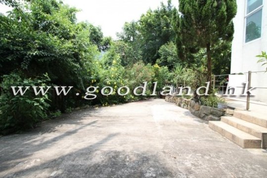 【西貢海景村屋出售】花園