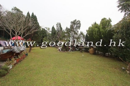 【西貢花園獨立屋出售】泊車便利・低密度清幽