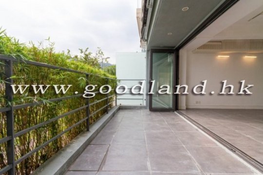 【西貢海景村屋出售】花園・品味裝修