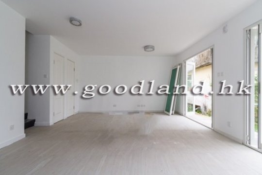【西貢開揚景觀村屋出售】品味裝修・低密度清幽