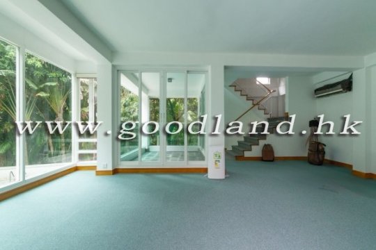 【西貢開揚景觀村屋出售】花園・屋苑泳池・泊車便利