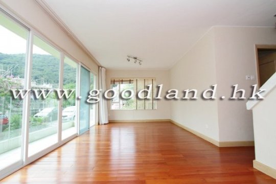 【西貢半山豪宅出售】尊享超大圍欄草坪私家花園｜罕有4房3套房、兼具清幽與極高私隱