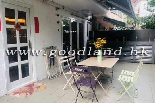 【西貢村屋出售】精緻下複式連花園｜附設時尚設備廚房及極佳保養