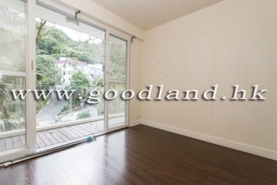 【西貢開揚景觀村屋出售】泊車便利