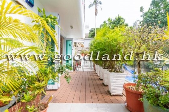 【西貢花園村屋出售】管理完善屋苑・屋苑泳池