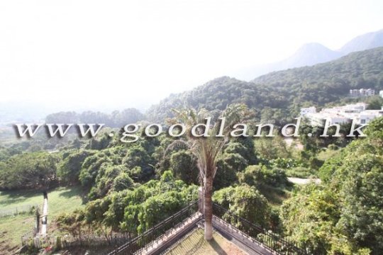 【西貢極缺最熱門村屋出售】尊享超大草坪花園｜屋苑泳池清幽4房1套