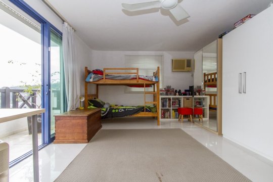 【西贡海景村屋出售/出租】泊车便利