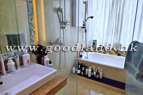 Clear Water Bay Garden House For Sale