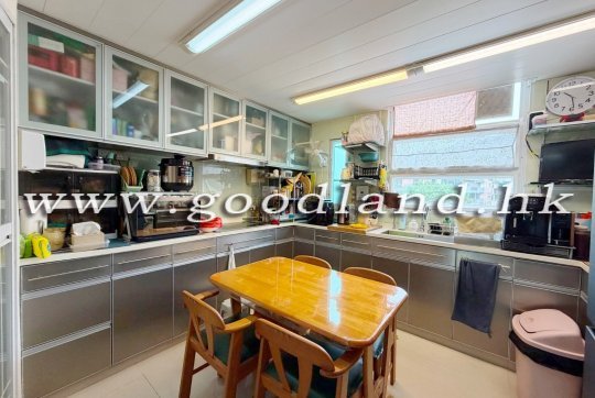 西贡御花园别墅出售｜入场总价吸引・屋苑泳池・优质住宅